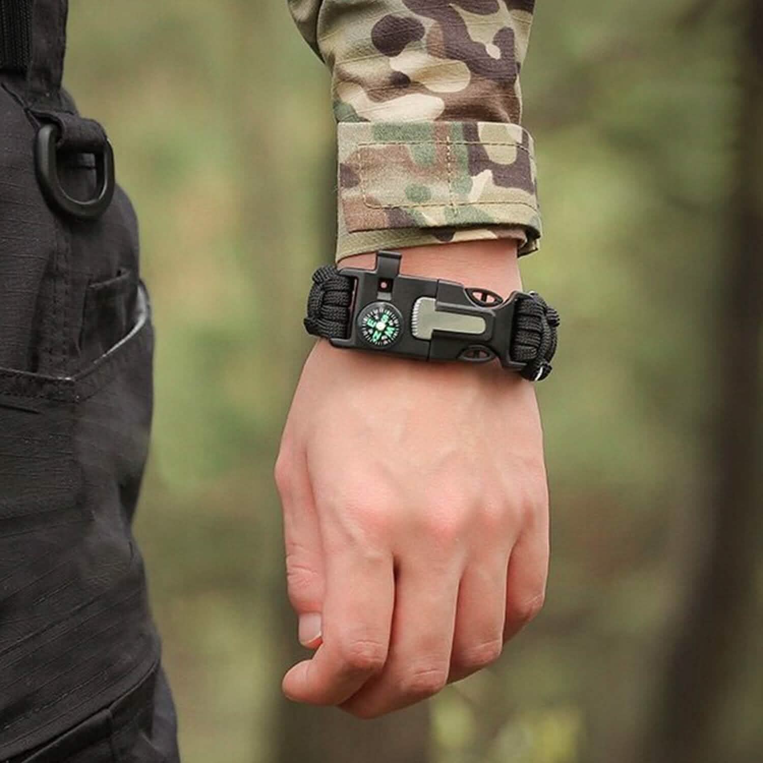 125-Piece Tactical Emergency Survival Gear Kit Outdoor