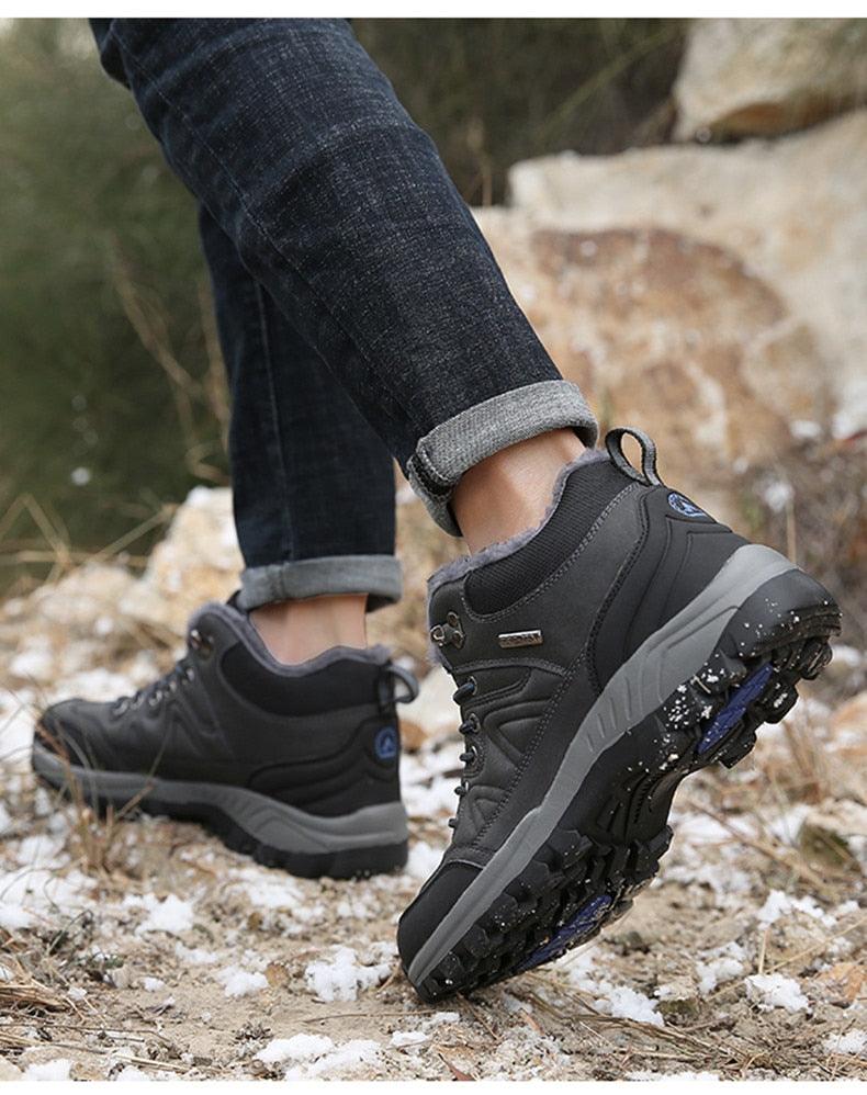 Men's Waterproof Fur-Lined Winter Hiking Boots
