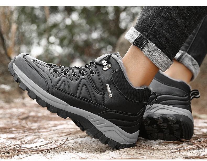 Men's Waterproof Fur-Lined Winter Hiking Boots