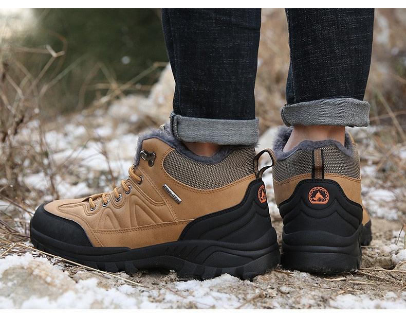 Men's Waterproof Fur-Lined Winter Hiking Boots